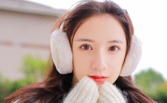 打扑克牌的剧烈运动不盖被子视频